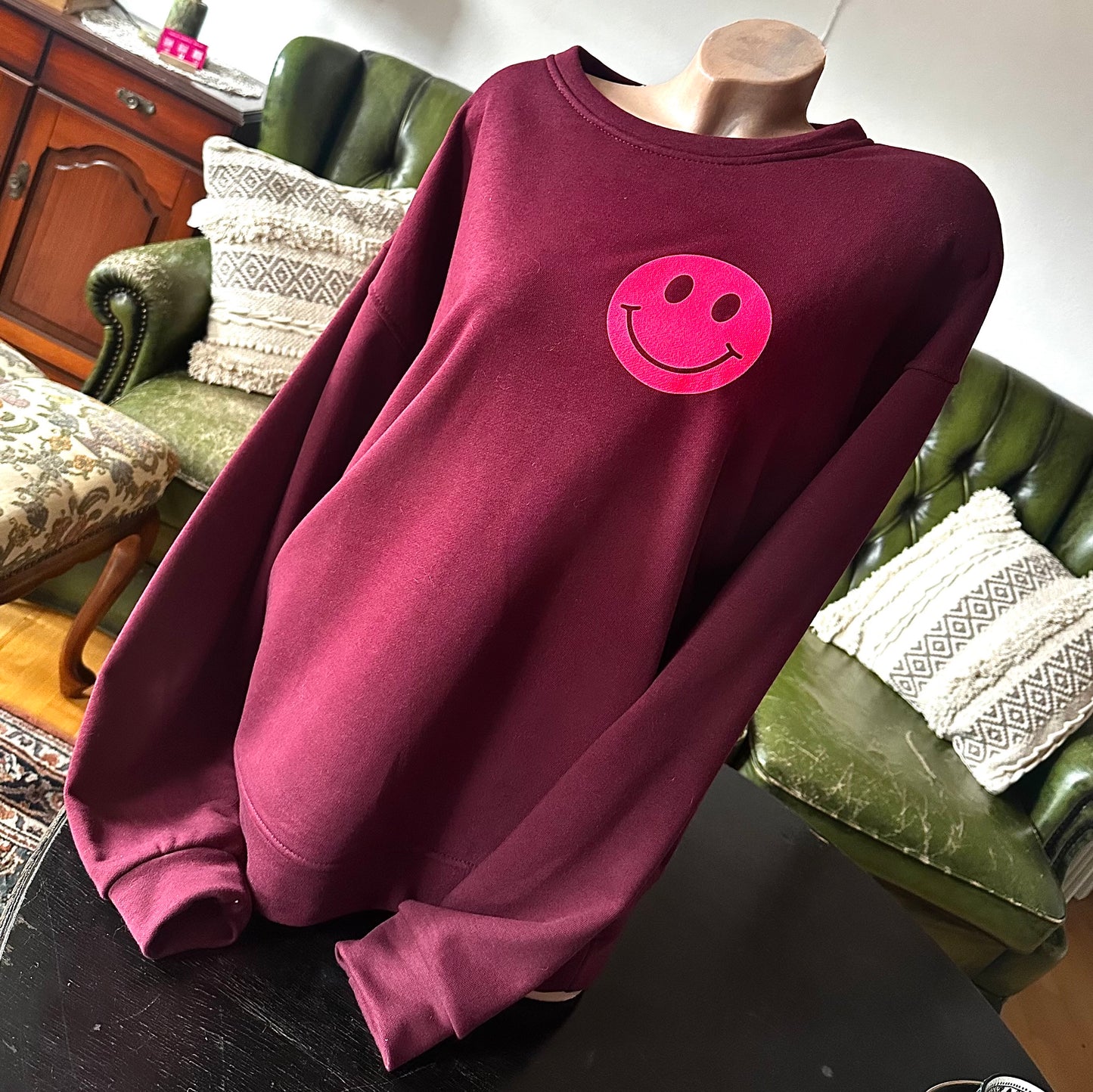 Sweater "IT`S ALL GOOD" in bordeaux mit NEON-PRINT (oneSize)