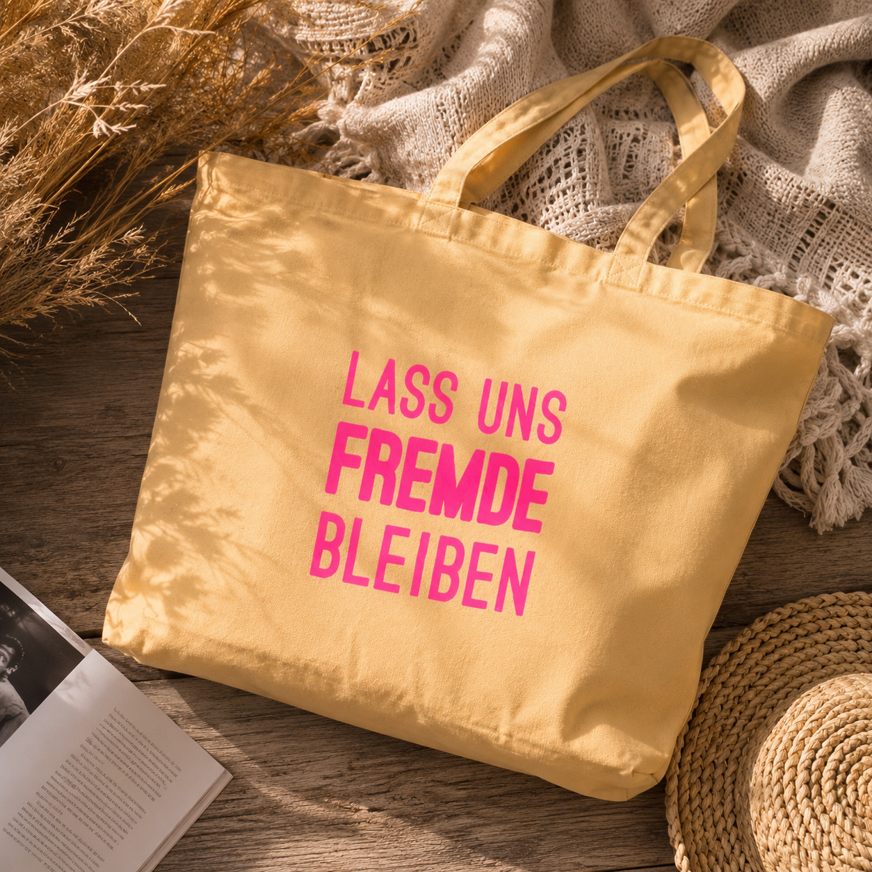 XL-Beachbag "FREMDE" Apricot mit NEON-Print