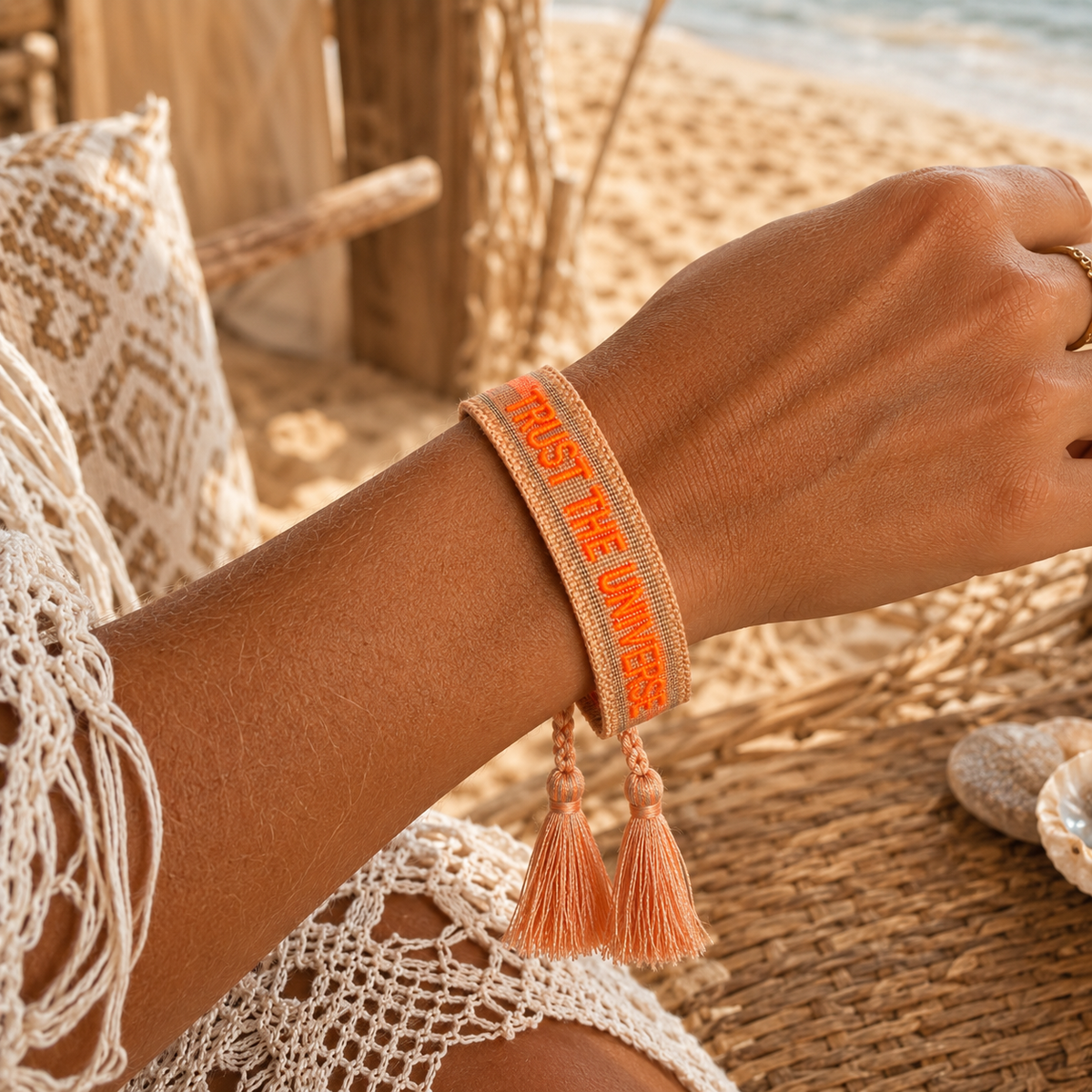 Statementarmband "TRUST THE UNIVERSE" NEON