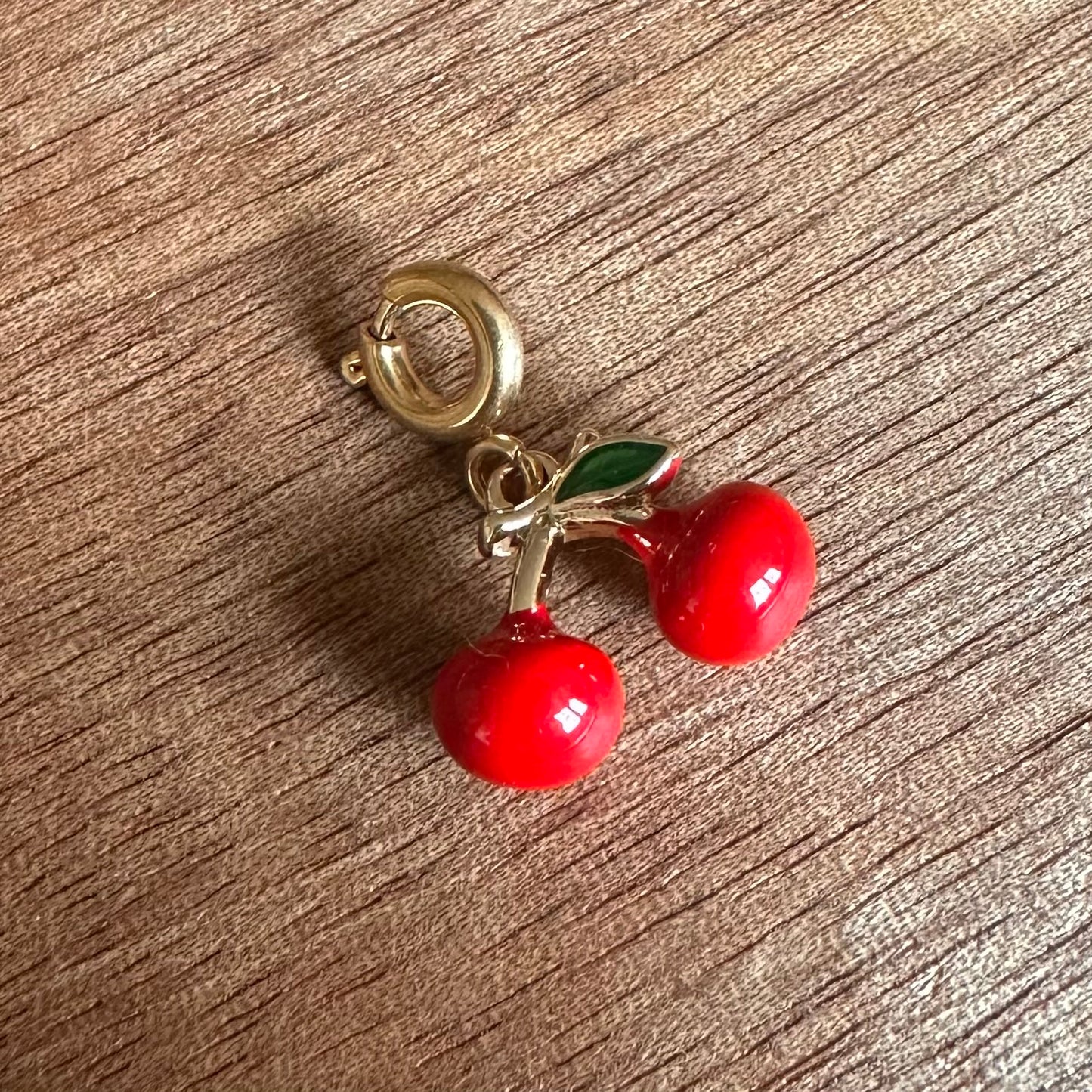 Charm "Kirsche" (in Gold)