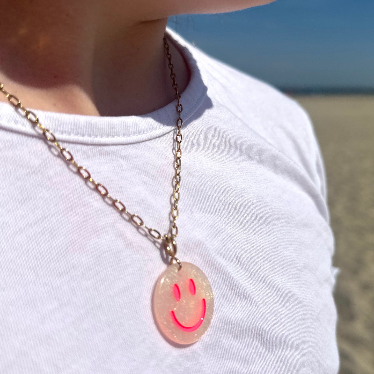Kette "PopSmile" mit Smileyanhänger (verschiedene Farbvarianten)