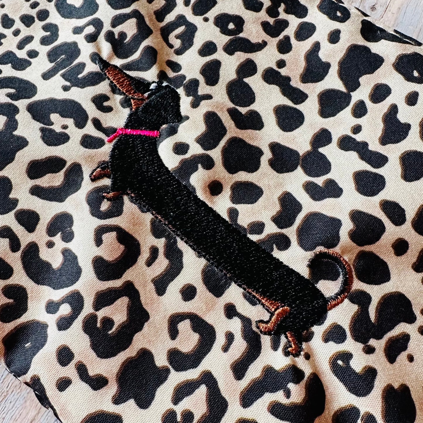 Stylisches Mini-Täschchen "DACKEL" (LEOPRINT)