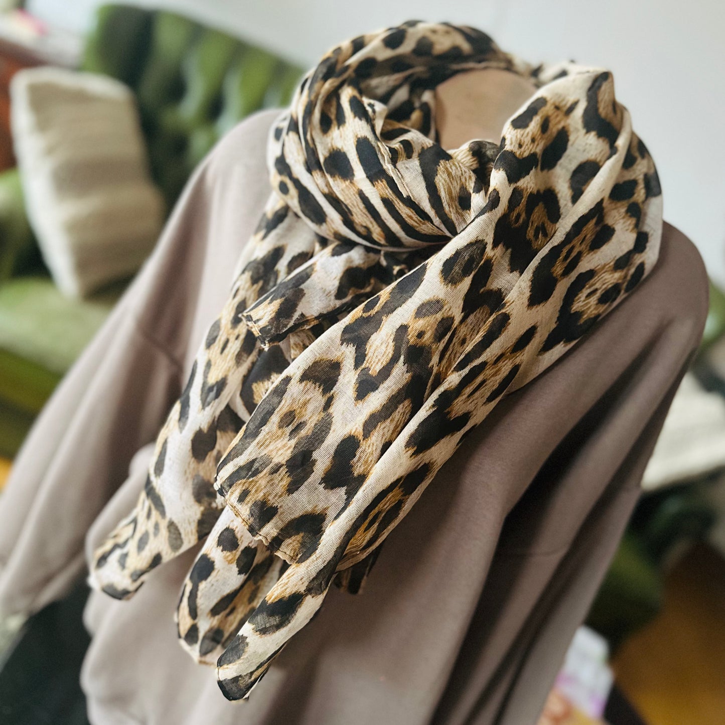 Leichtes XXL-TUCH "LEO"