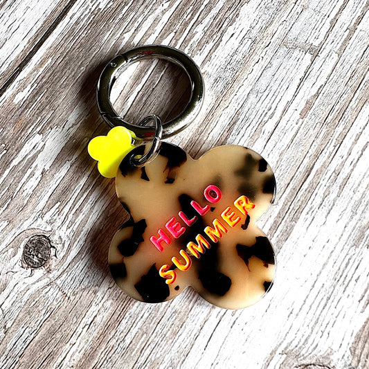 Statement Key Pop "HELLO SUMMER" in Leo-Optik