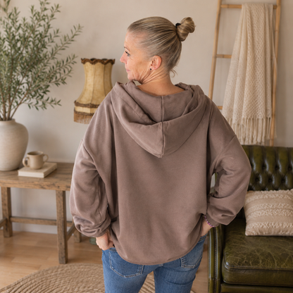 Hoodie "YOGA" in Schoki-Braun