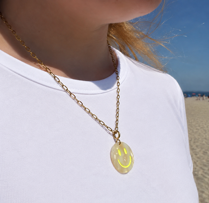 Kette "PopSmile" mit Smileyanhänger (verschiedene Farbvarianten)