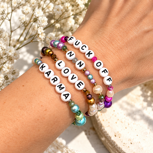 Armband "Karma&Love" mit 3D Effekt l mit WUNSCHTEXT & in deiner Wunschfarbe