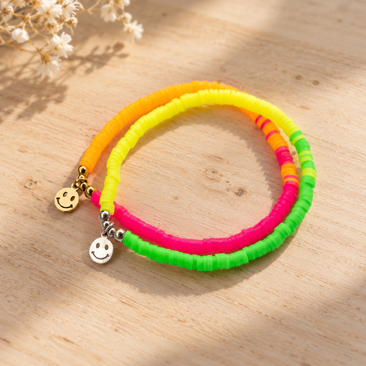 Armband "NEONLIEBE" I in deiner Wunschfarbe I Anhänger aus Edelstahl