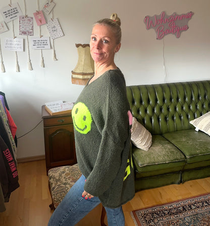 Strickpulli "IT`S ALL GOOD" in Kaki (oversize geschnitten)