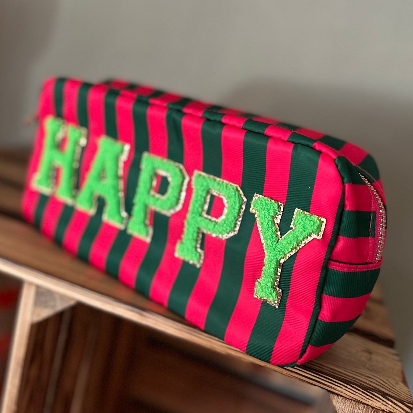 Kunterbunte Kosmetiktasche "HAPPY" (grün-pink)