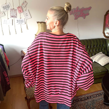 Sweater "LOVE" pink-schwarz (oversize geschnitten)