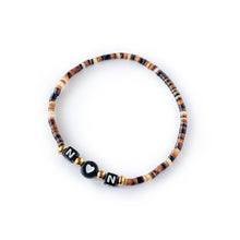 Laden Sie das Bild in den Galerie-Viewer, Muschelperlenarmband &quot;horst&quot; (verschiedene Varianten zur Auswahl)
