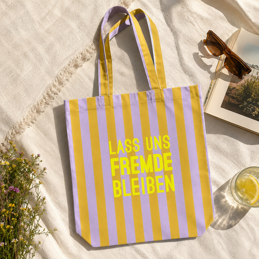 Shopper oder Beachbag mit Streifen und Statement LASS UNS FREMDE BLEIBEN in Neon