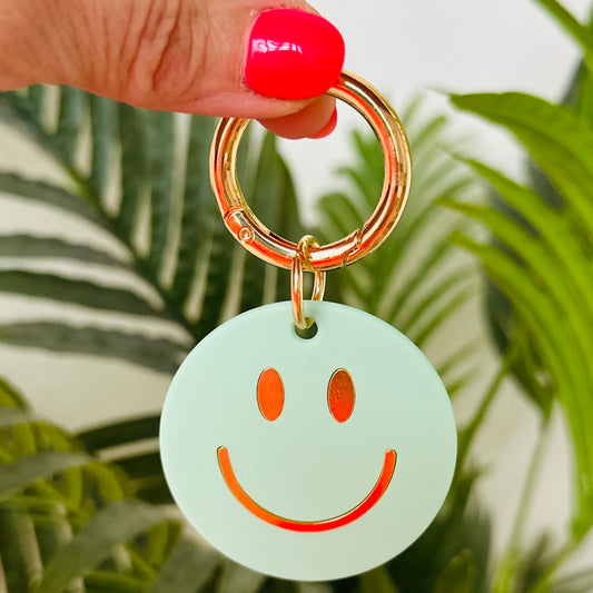 Statement Key Pop "Smiley" in mint-matt/gold