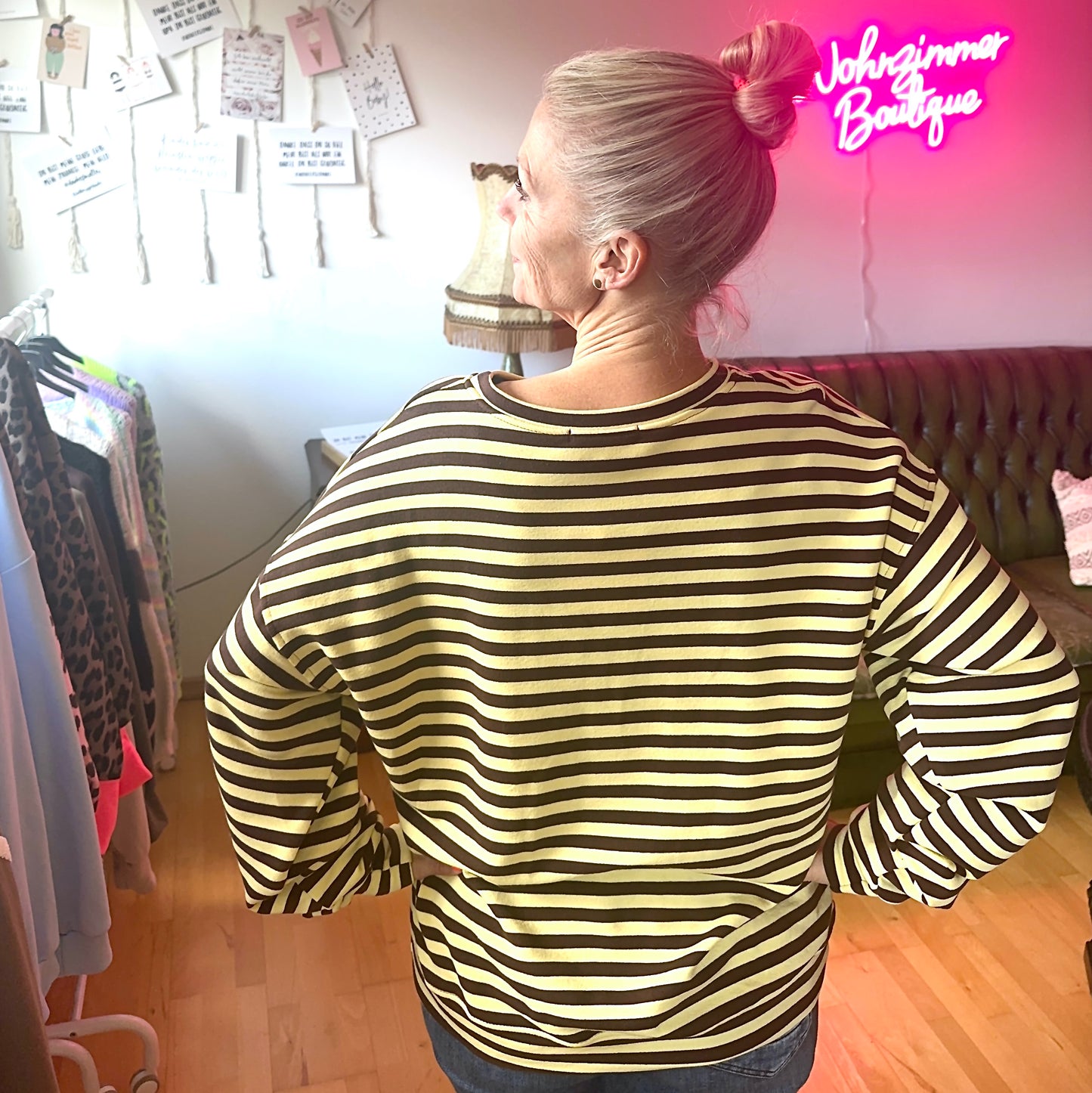 Sweater "STRIPE" in braun-gelb