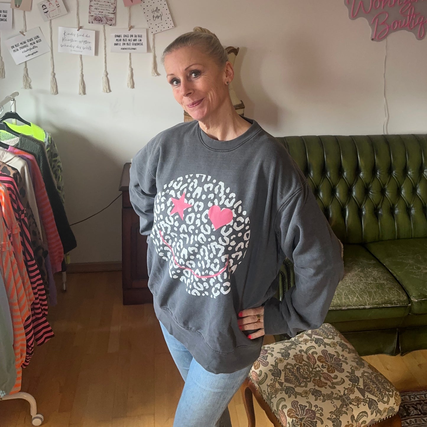 Sweater "SMILIE" in Grau