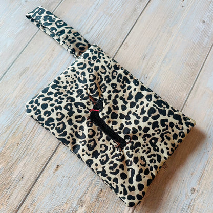 Stylisches Mini-Täschchen "DACKEL" (LEOPRINT)