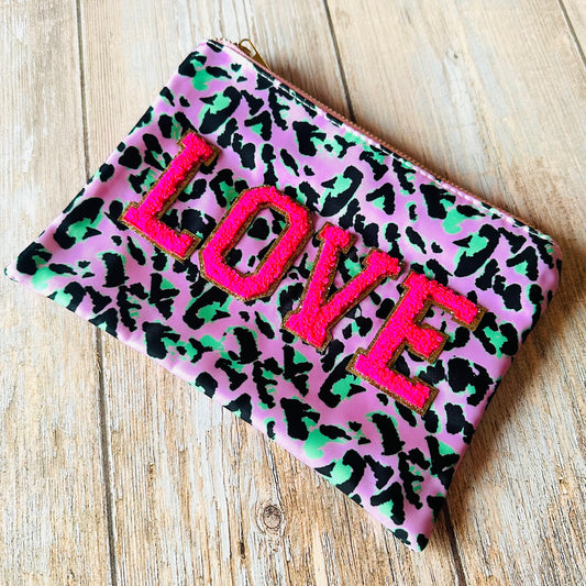 Kunterbuntes Mini-Täschchen "LOVE" (LEO-ROSA-GRÜN)