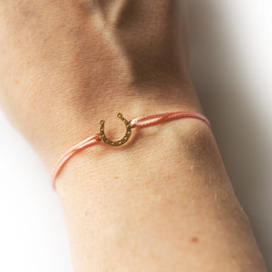 Armband mit Hufeisen "aladin" (Hufeisen aus Edelstahl in Gold oder Silber, viele Bandfarben zur Auswahl)