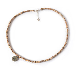 Choker "shellsteel" mit Buchstabenanhänger aus Edelstahl (in gold oder silber, 14 Muschelperlenvarianten zur Auswahl)