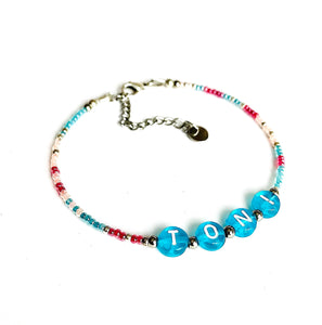 personalisiertes Glasperlenarmband "mini" (viele Perlenfarben + 28 Buchstabenperlen zur Auswahl)