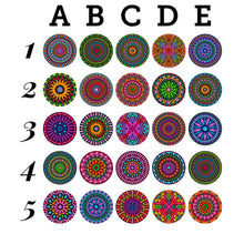 Laden Sie das Bild in den Galerie-Viewer, Kettenanhänger mit Glascabochon &quot;mandala&quot; (25 Motive zur Auswahl)
